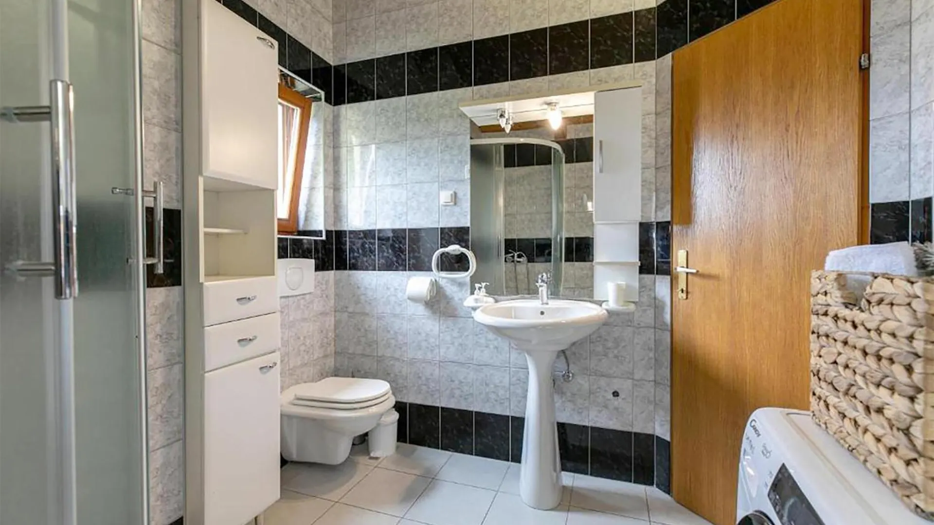 Amazing Home In Pula With Sauna 0*,